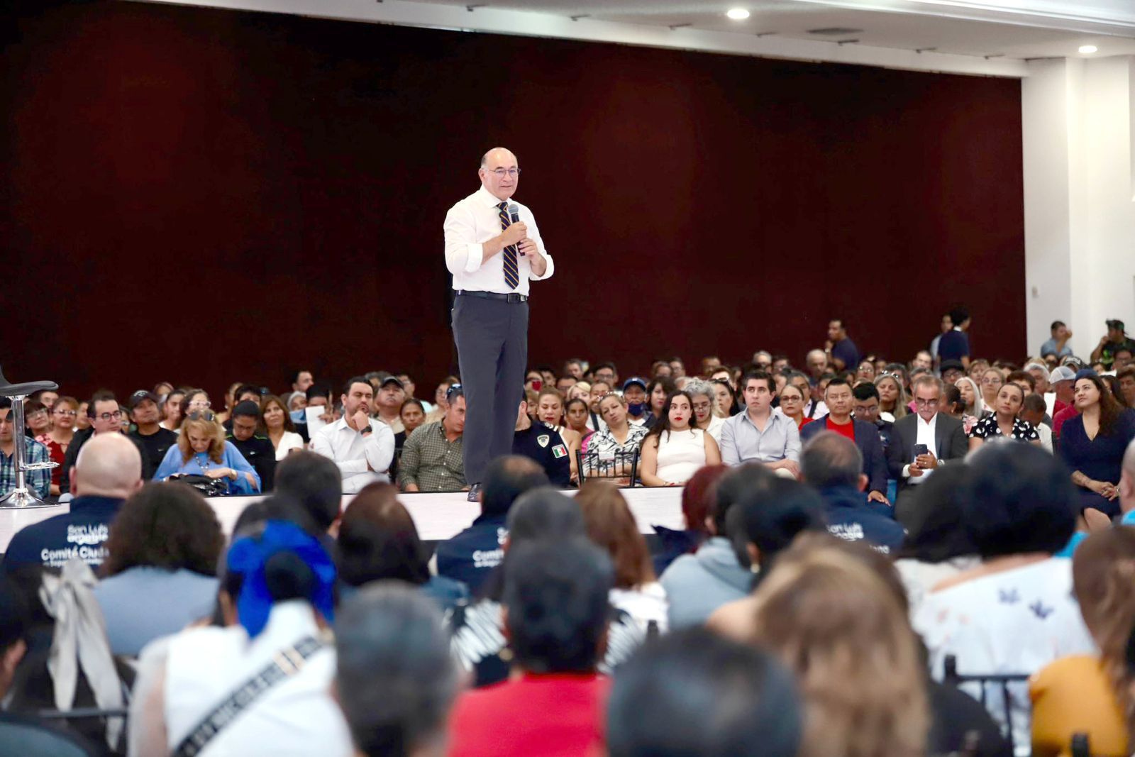 Alcalde Enrique Galindo Con ciudadanos